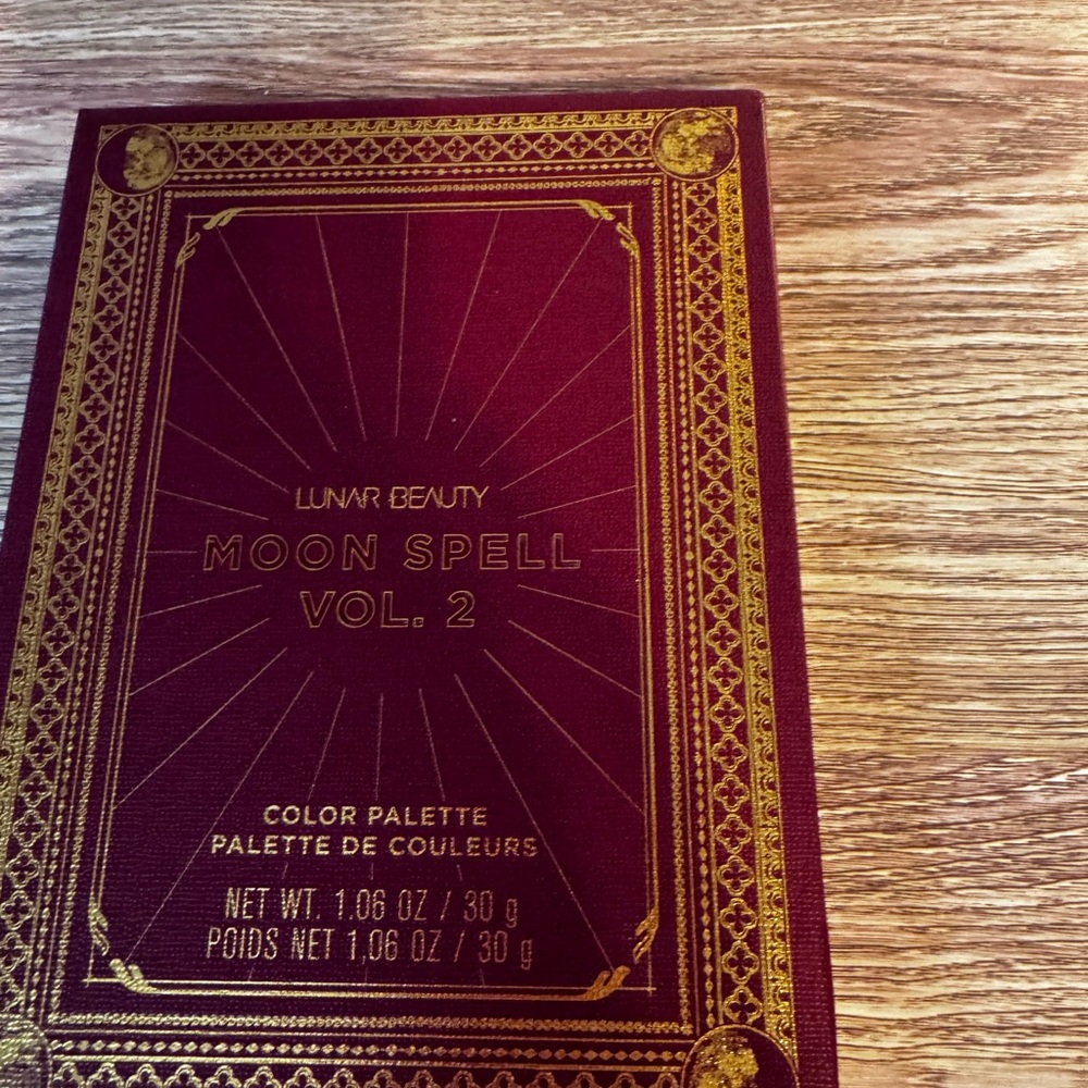 Lunar Beauty Moon Spell Vol. 2 Eyeshadow Palette